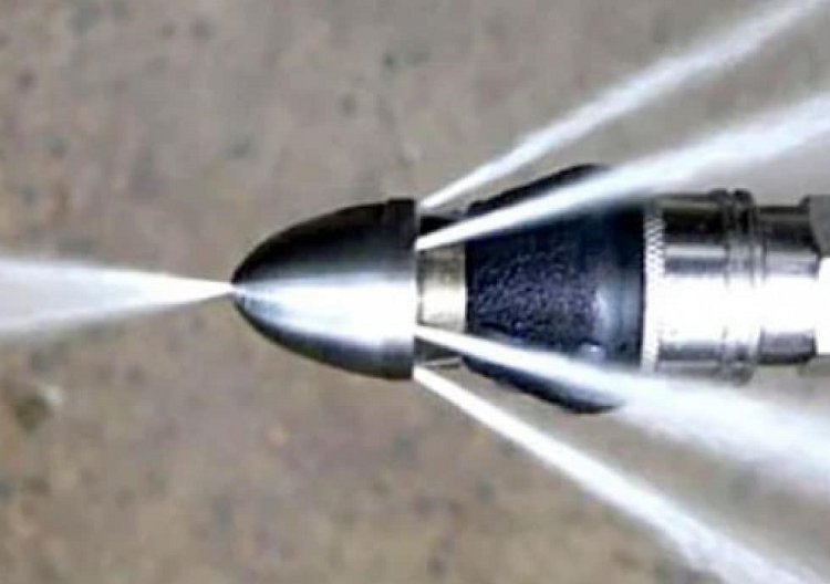 Read more about the article 5 Benefits of Hydro-Jetting Service for Your Industrial Plant