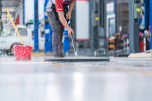 Read more about the article Start Off Sparkling With These Year-End Industrial Cleanup Tips