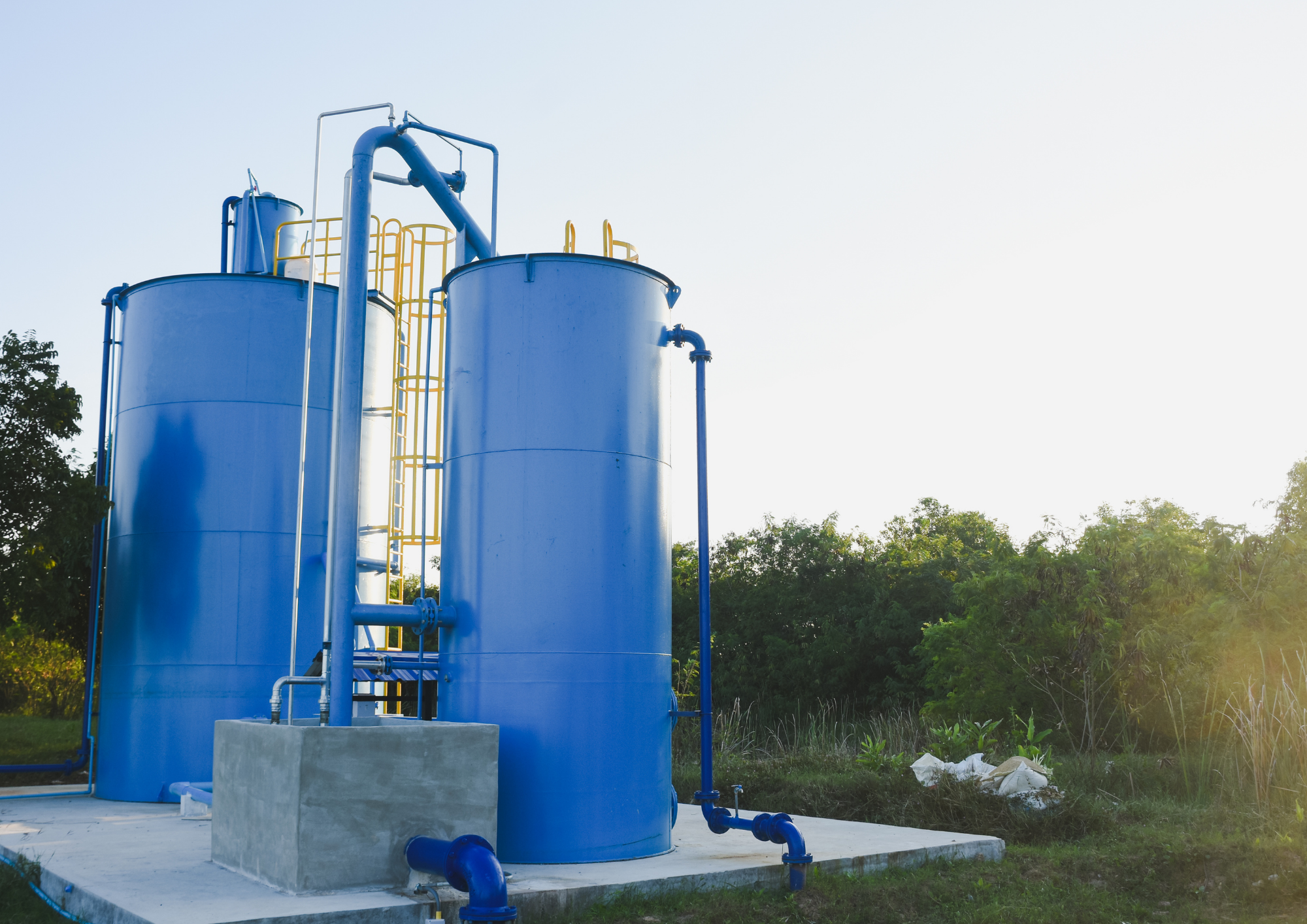 Read more about the article Why Regular Industrial Tank Cleaning Services Are Essential for Business Continuity and Safety